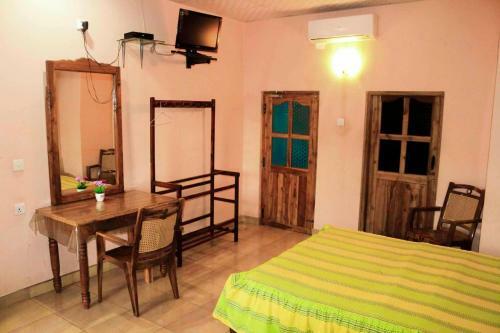 Hostal Yoho Little Rose Inn