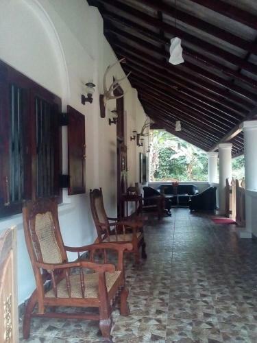 Hostal Walawwa Guest House