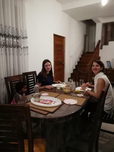 Bed & Breakfast Air Port 5 Minutes Super Clean Upul