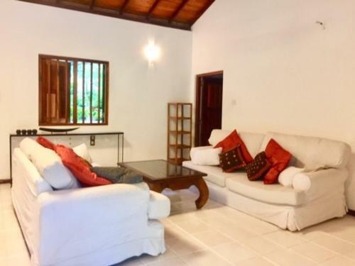 Bed & Breakfast Santoshi Villa