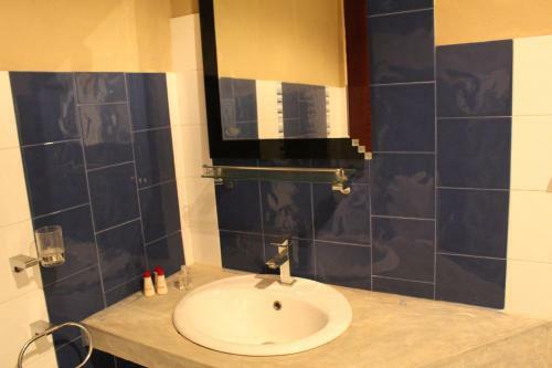 Hostal Bentota Gunas Guest House
