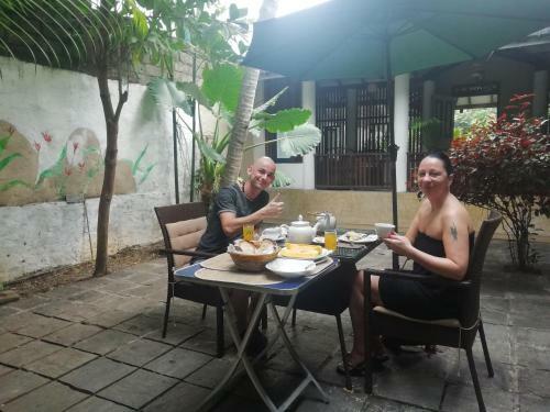 Hostal Bentota Gunas Guest House