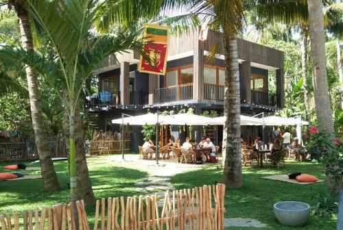 Hostal The Grove Restaurant And Rooms