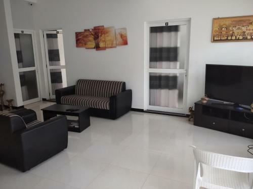 Hostal Hiriketiya Radiant House