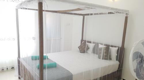 Hostal Hiriketiya Radiant House
