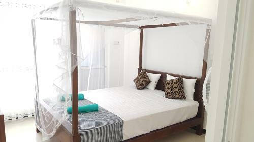 Hostal Hiriketiya Radiant House
