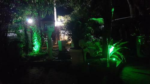 Hostal Hiriketiya Radiant House