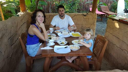 Hostal Hiriketiya Radiant House