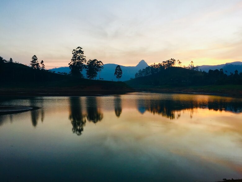 Hostal Butterfly Mountain Lake Side