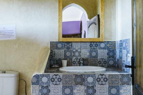 Hostal Riad Les Deux Mondes