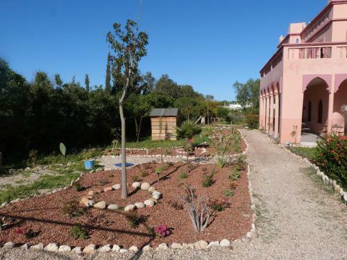 Hostal Riad Les Deux Mondes