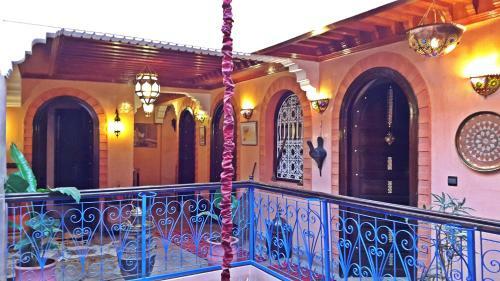 Bed & Breakfast Riad Konouz