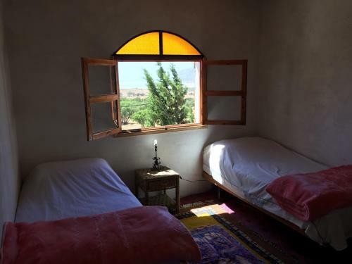 Hostal Aziki - Tables Et Chambres D'h�tes
