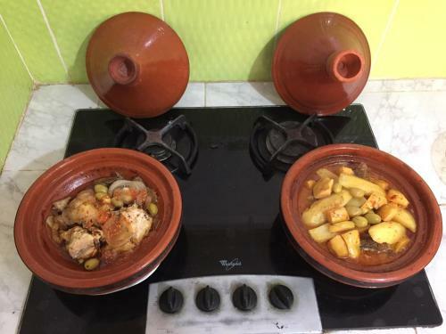Hostal Aziki - Tables Et Chambres D'h�tes