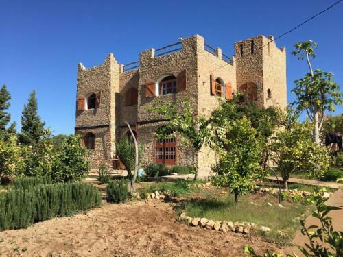 Hostal Aziki - Tables Et Chambres D'h�tes