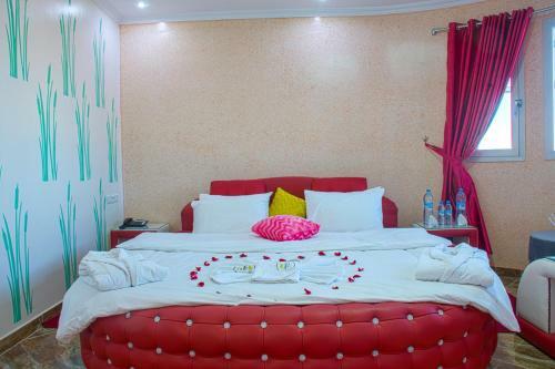 Hotel H�tel Hadaik Ain Asserdoune