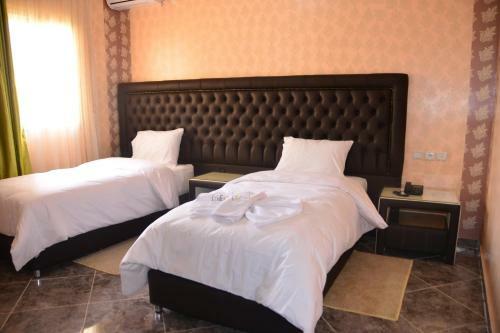 Hotel H�tel Hadaik Ain Asserdoune