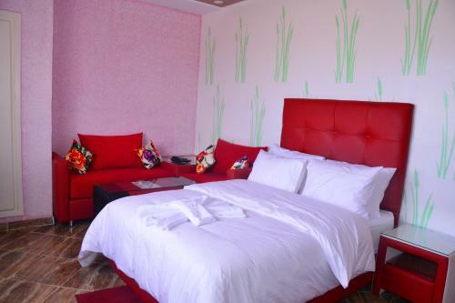 Hotel H�tel Hadaik Ain Asserdoune