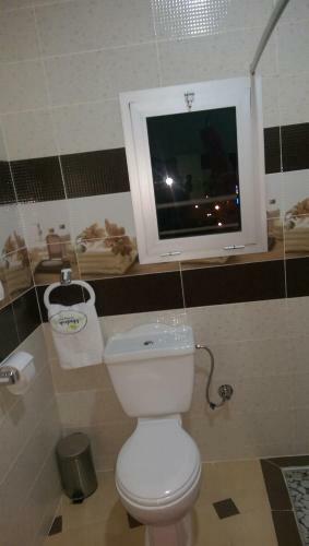 Hotel H�tel Hadaik Ain Asserdoune