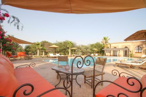 Hostal Le Cazar