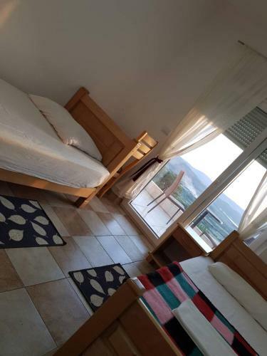 Hostal Guest House Vila Vedesa