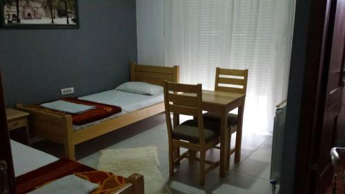 Hostal Guest House Vila Vedesa