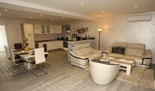 Villa Sunset Residence