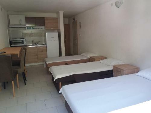 Apartments Dragan