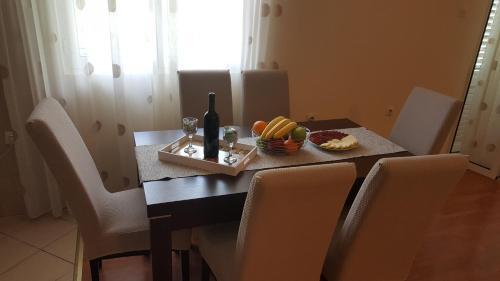 Apartment Lara 3