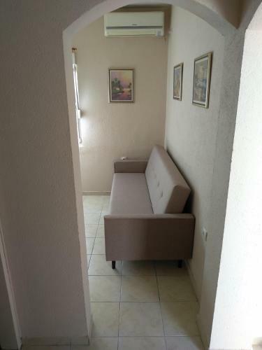 Flower Apartment