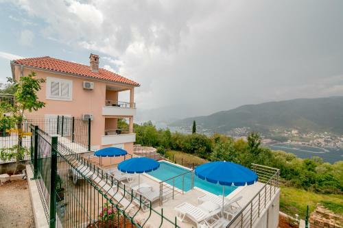 Apartments Mitrovic
