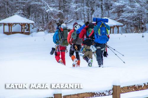 Lodge Bungalows Katun Maja Karanfil