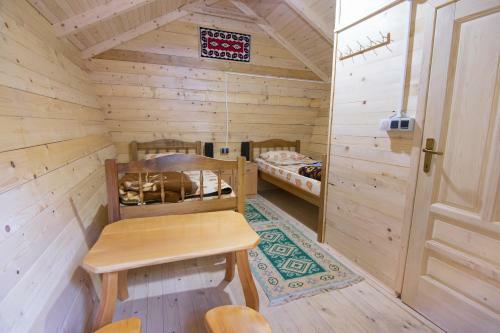 Lodge Bungalows Katun Maja Karanfil