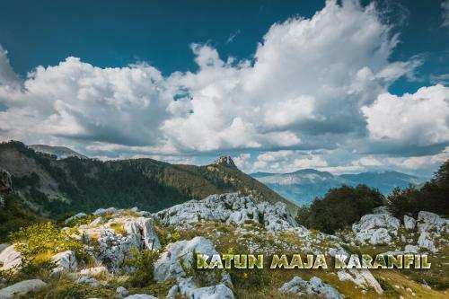 Lodge Bungalows Katun Maja Karanfil