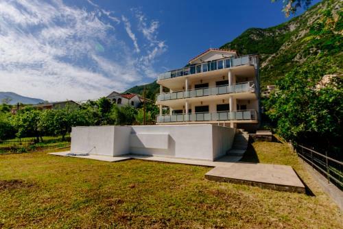 Mountain Bay Penthouse Apartment