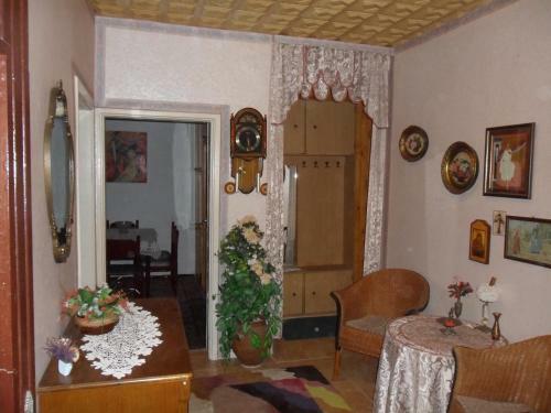 Ziramov Apartments