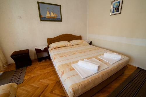 Hostal Guesthouse Sidro