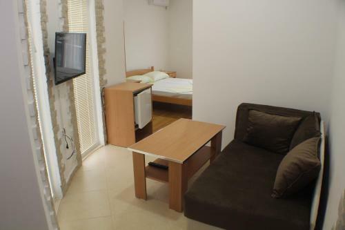Gjinaj Apartments