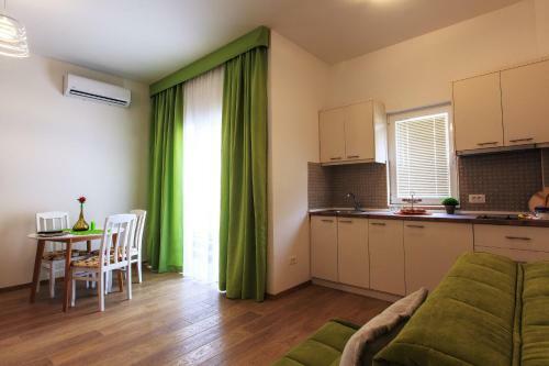 Apartments Royal Lux