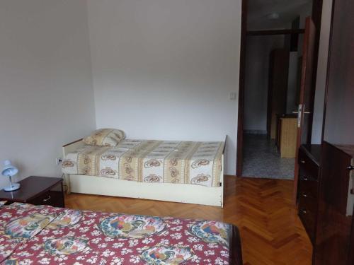 Apartment Karadzica 1
