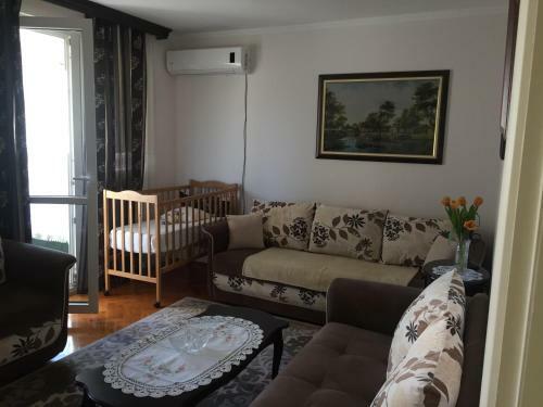 Apartment Cara Lazara