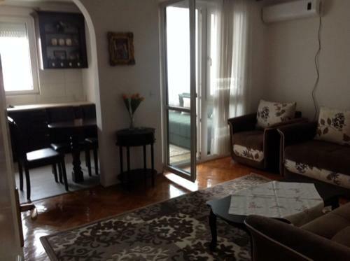 Apartment Cara Lazara