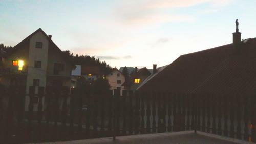 Hostal Guesthouse Volume Up The Love