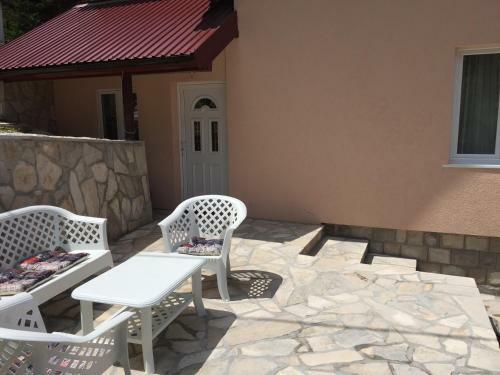 Hostal Guest House Dzakovic Stana