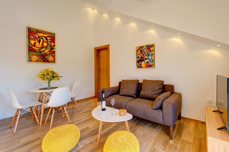 42� North Apartments