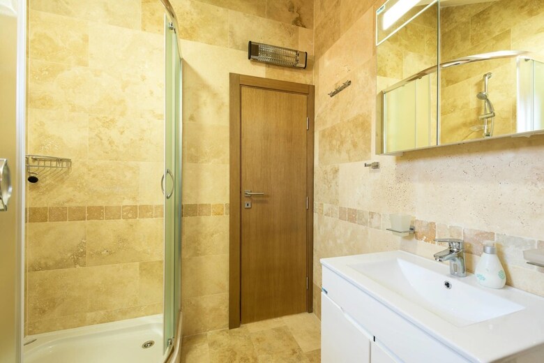 42� North Apartments