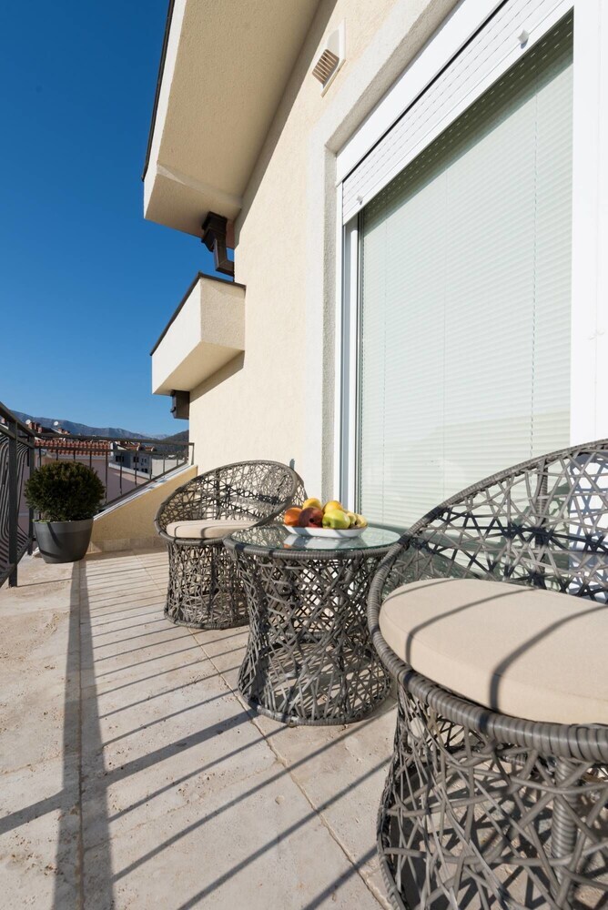 42� North Apartments