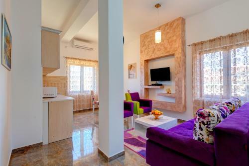 Divine Apartments