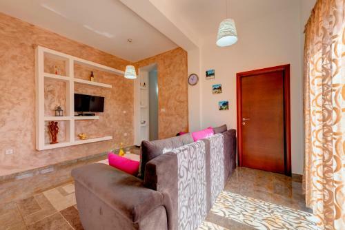 Divine Apartments