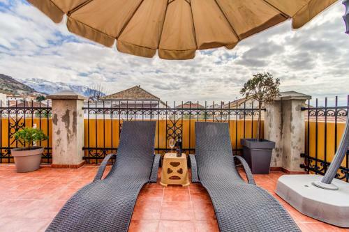 Divine Apartments